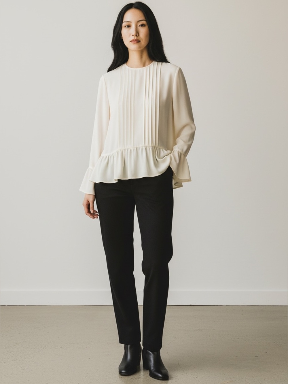 Ivory Banana Republic Pleated Front Flounced Blouse size Large
